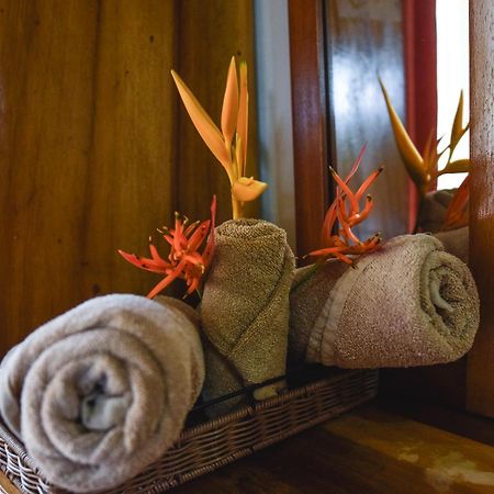 Casa Cora Bed And Breakfast Carmona Esterno foto