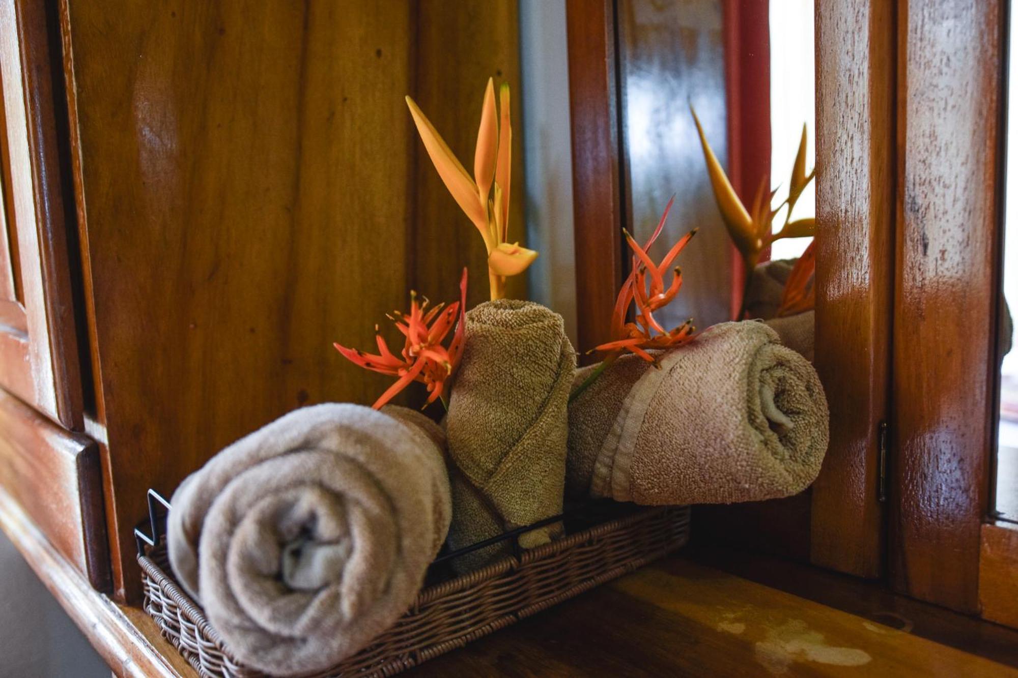 Casa Cora Bed And Breakfast Carmona Esterno foto