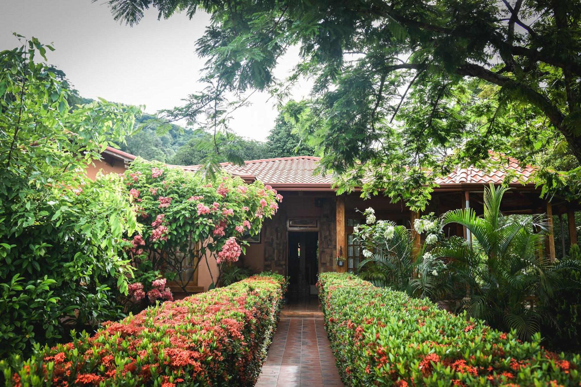 Casa Cora Bed And Breakfast Carmona Esterno foto